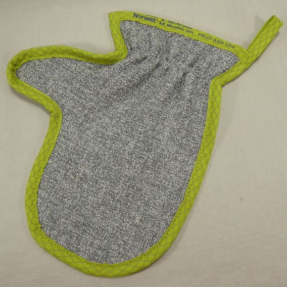 Norwex Kitchen Norwex Veggie Fruit Scrub Mitt Produce Vegetable Cleaning Cloth Poshmark